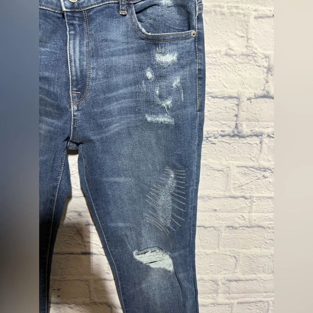 DL1961 Florence Instasculpt Cropped Distressed Mid Rise Jeans, Size 30 - Picture 8 of 13